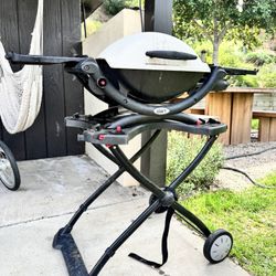 Weber Bbq Barbecue Q1000 Gas Grill Liquid Propane With Stand