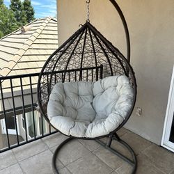 Egg swing chair 