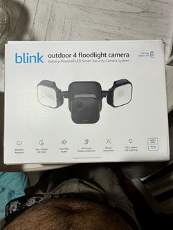 Blink outdoor 4 floodlight camera