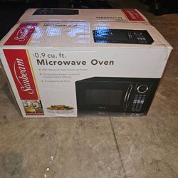 Microwave Oven