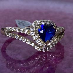 $475 Yellow Gold W Zirconia Blue Heart Ring 