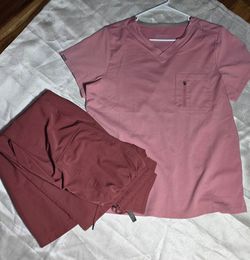 Hanes Pink V-Neck Top and Burgundy Bottom Set