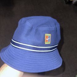 Nike Court Bucket Hat