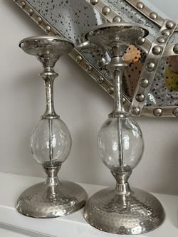 2 Candle Holders