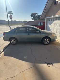 2005 Toyota Corolla LE