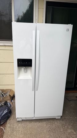 Kenmore Side-by-Side Refrigerator with Ice and Water Dispenser