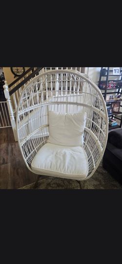 Wicker Egg Chair