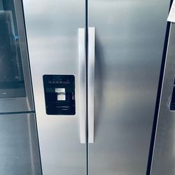 Refrigerator 