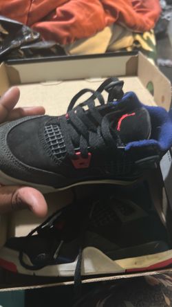 Boys retro Jordan’s size 11
