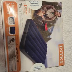 Twin sized air mattress