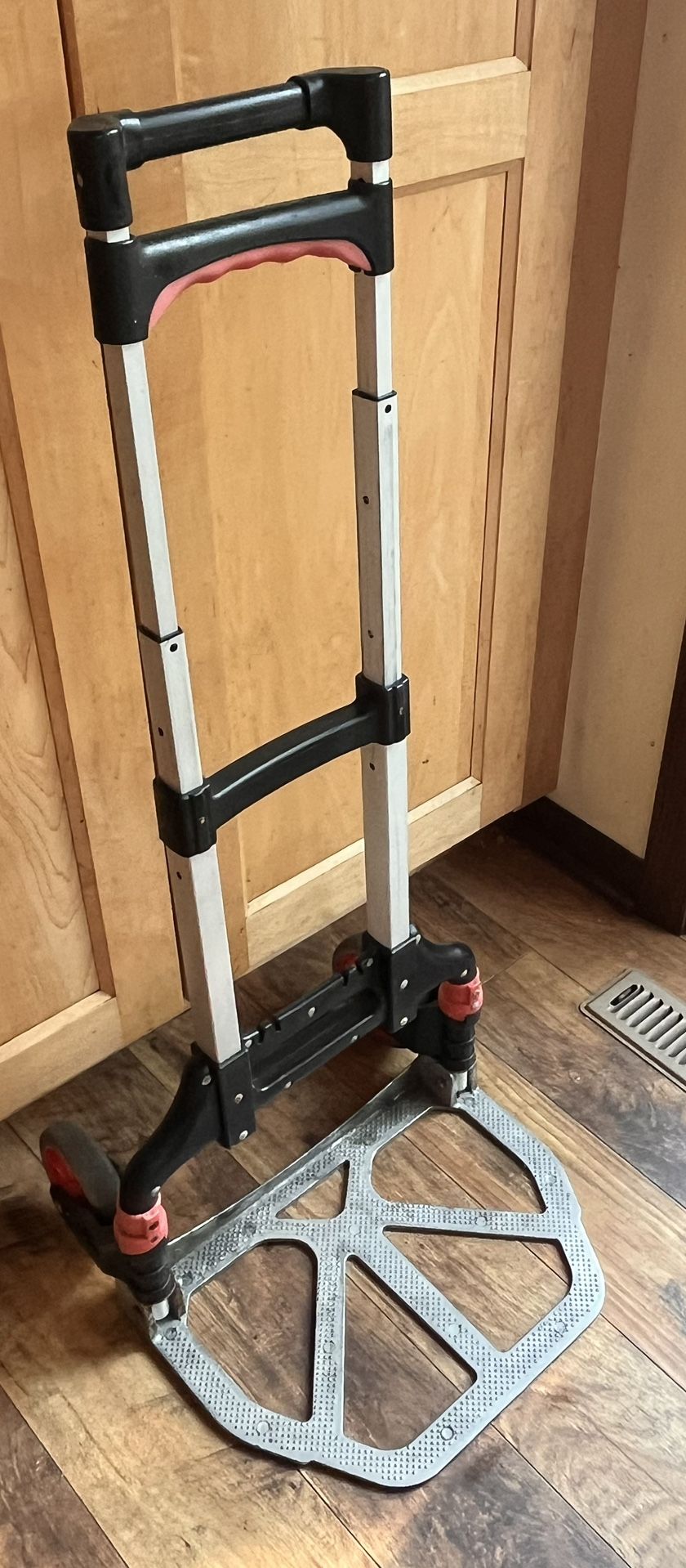 Lightweight Folding Hand Truck