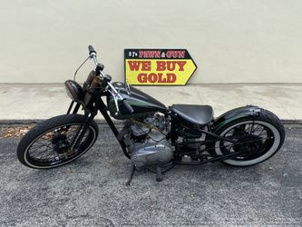 Triumph Bobber Old School Motorcycle 