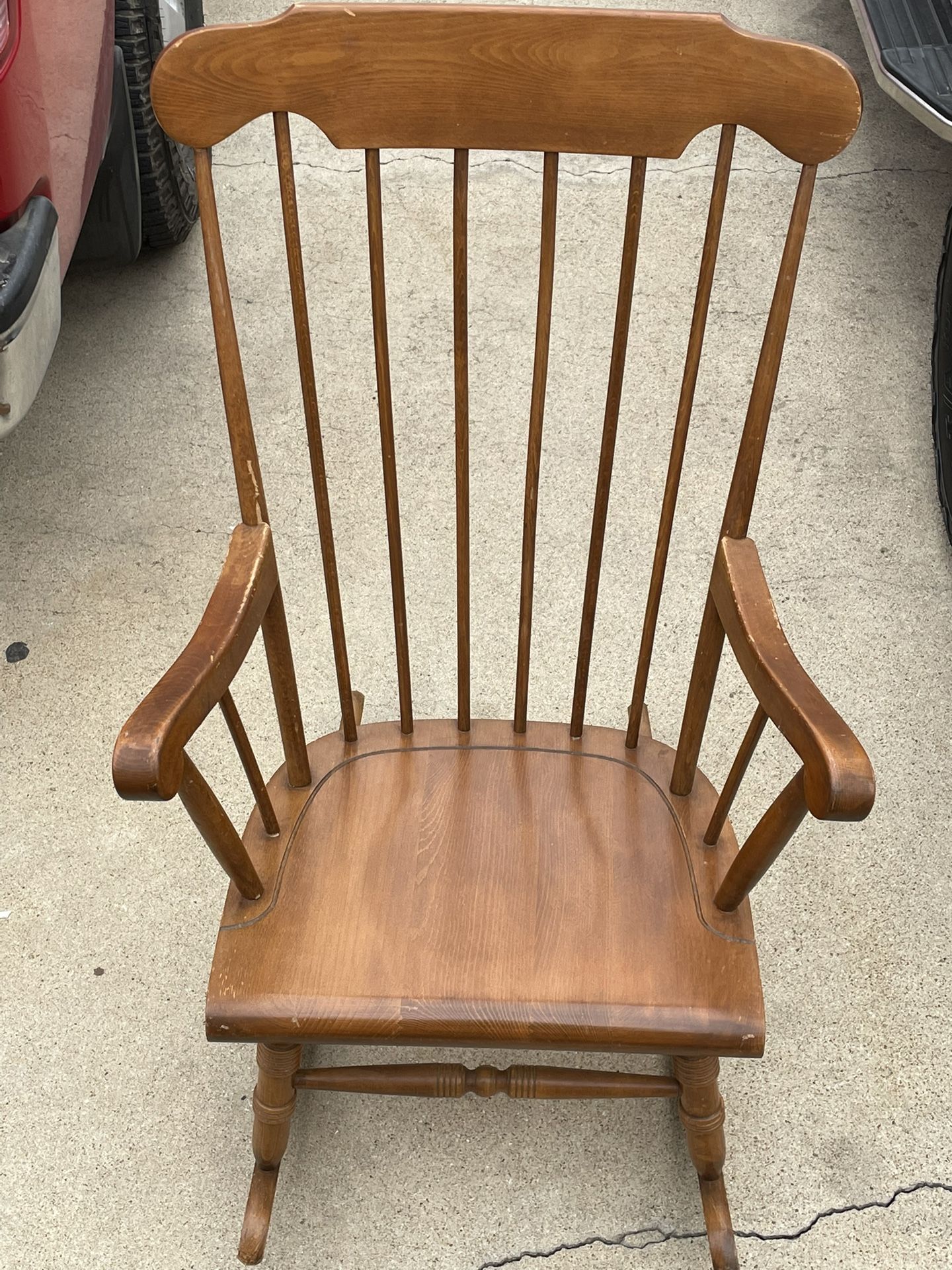 Wooden rocking Chair 