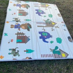 Children’s Play Mat $10