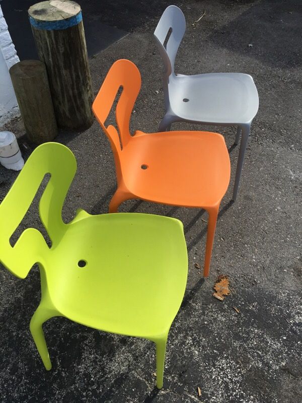 Italian Calligaris Area 51 poly chairs - qty 30