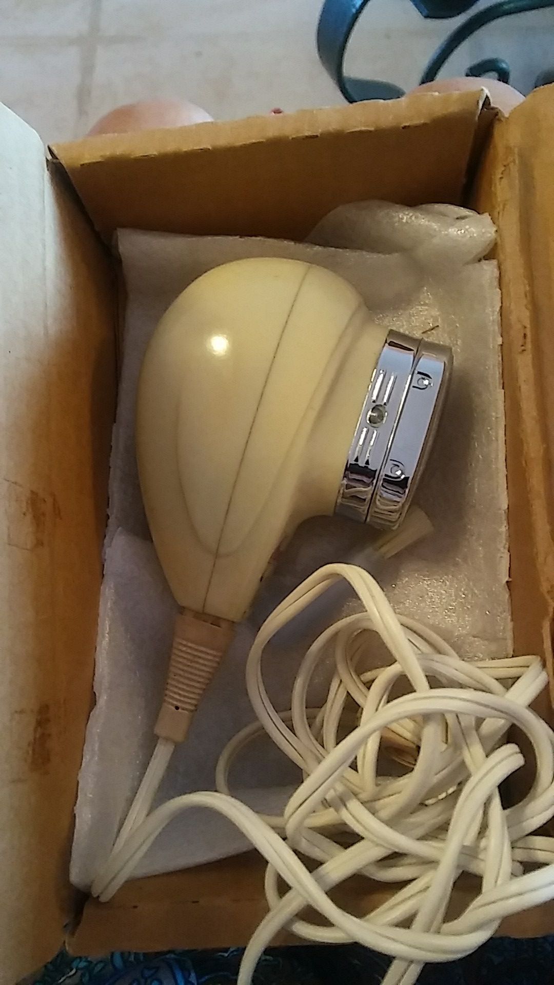 Vintage Norelco electric shaver