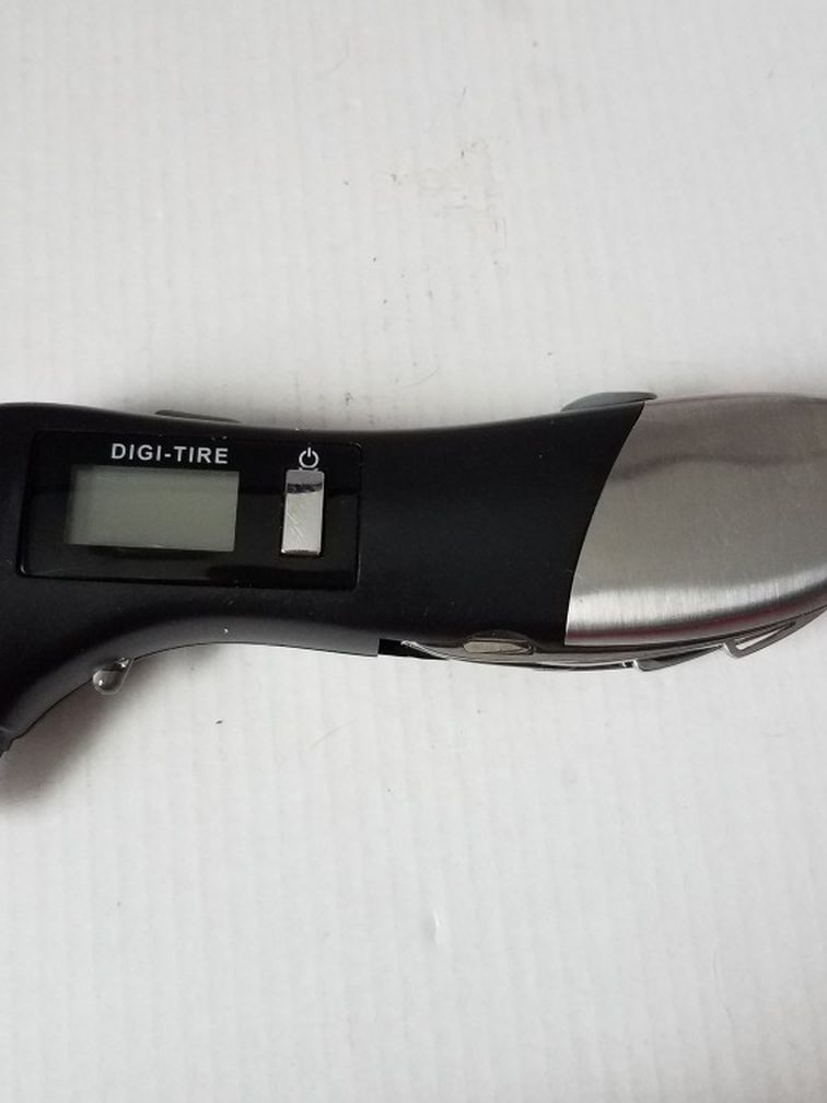 Multi-function Auto Emergency Tool