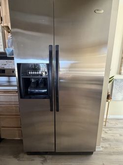 Whirlpool Side-by-Side Refrigerator