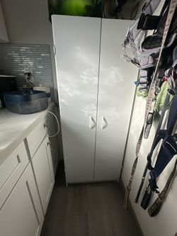 Food pantry storage