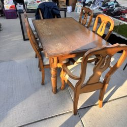 Pottery Barn 6 Chairs & Table 