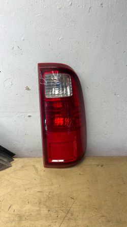 2008-16 FORD F250 Rear Right Passenger Side Taillight Light Lamps Bc3z13404a OEM