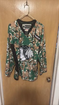 Chicago Blackhawks Army Edition Reebok jersey size 48
