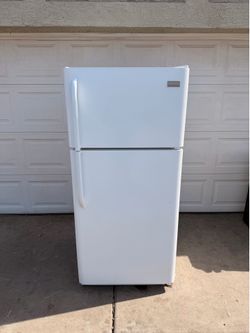Refrigerator Top Freezer 30 Day Warranty