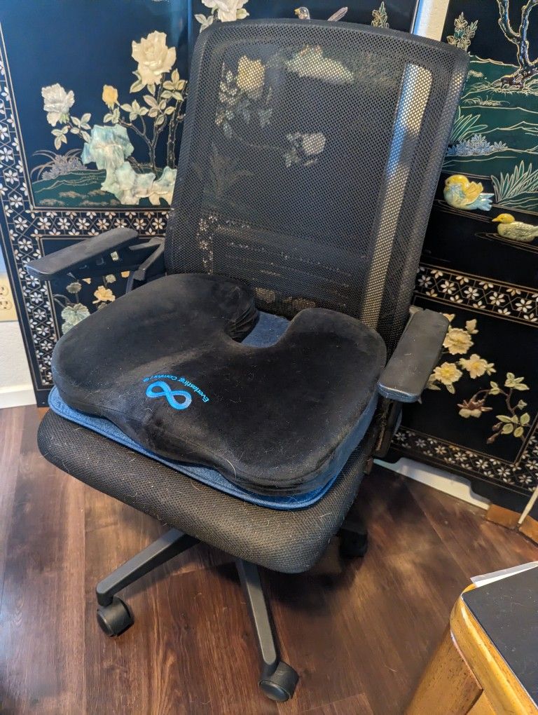 Rolling Desk Chair