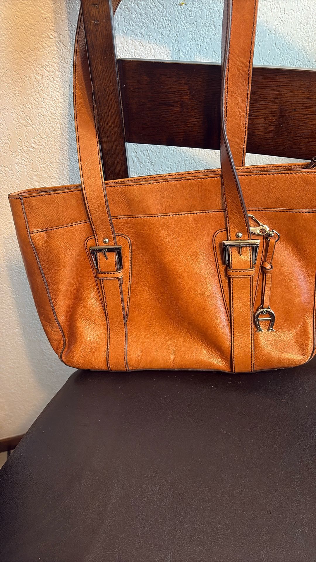 Etienne Aigner Medium Purse