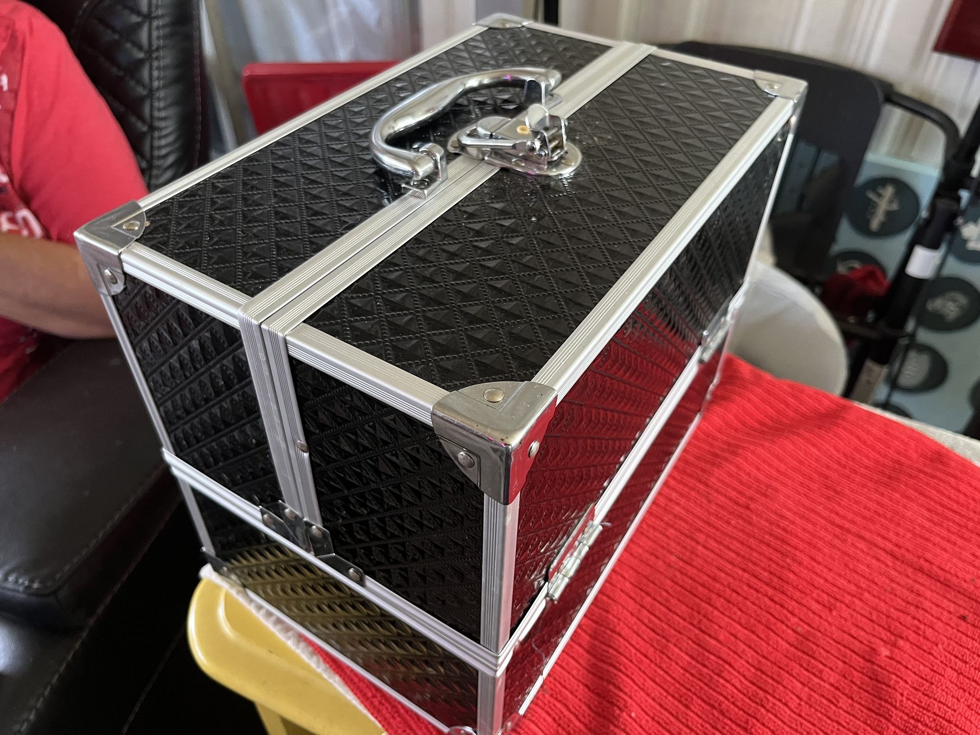 Makeup Carrier