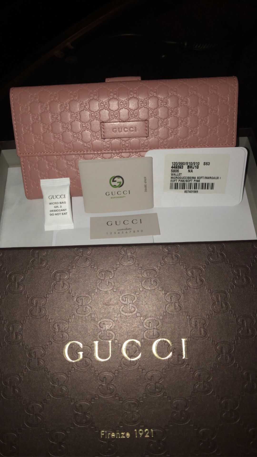 Gucci Women's Soft Pink GG Microguccissima Continental Wallet **Brand new** List price is $695