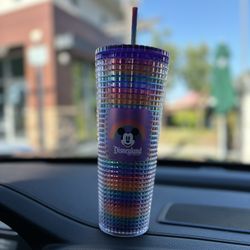 Starbucks/disney/cup