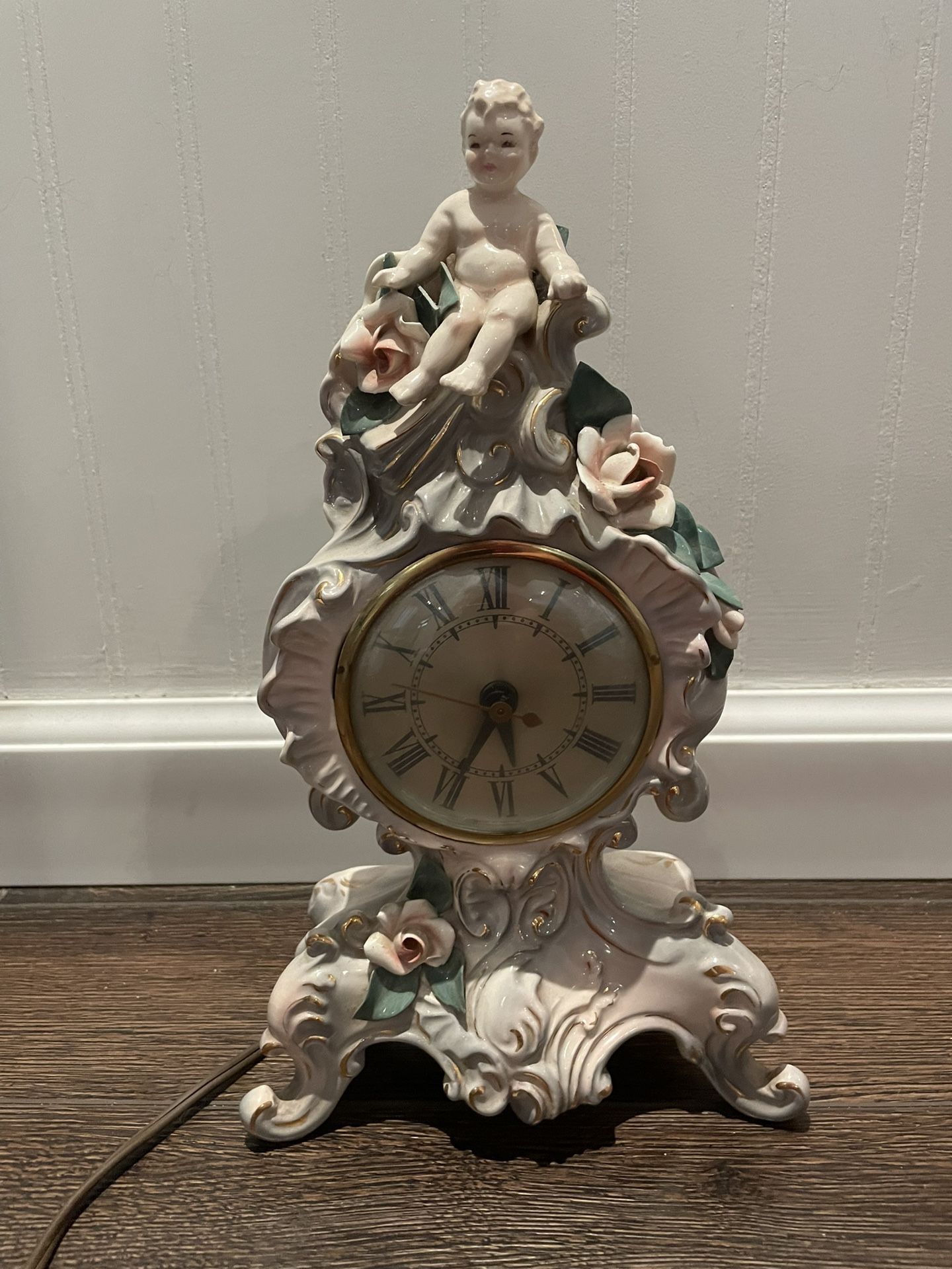 Florence Ceramics Capodimonte Cherub with Roses Clock—Make Offers!!—WANT GONE ASAP