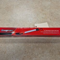 NEW Snap On CTLU861 Cordless Utility Light 14.4 Volt