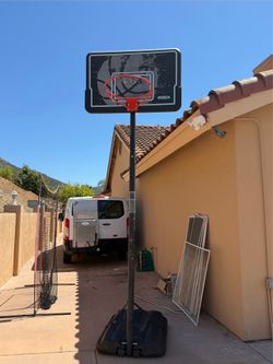 Basketball court and vase two