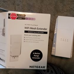 NETGEAR -- AC1900 WiFi Mesh Extender (EX6400) 