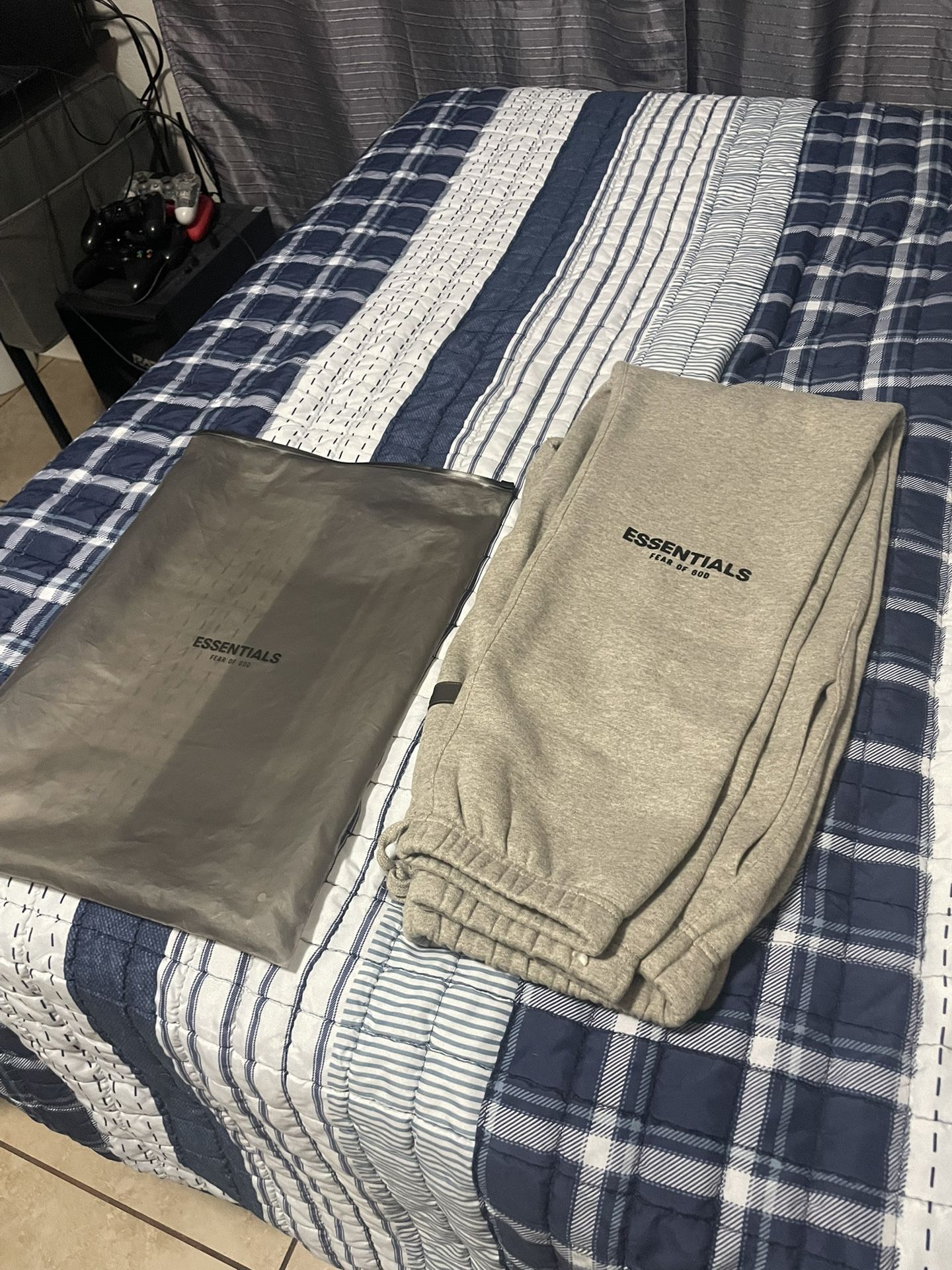 Essential sweat pants