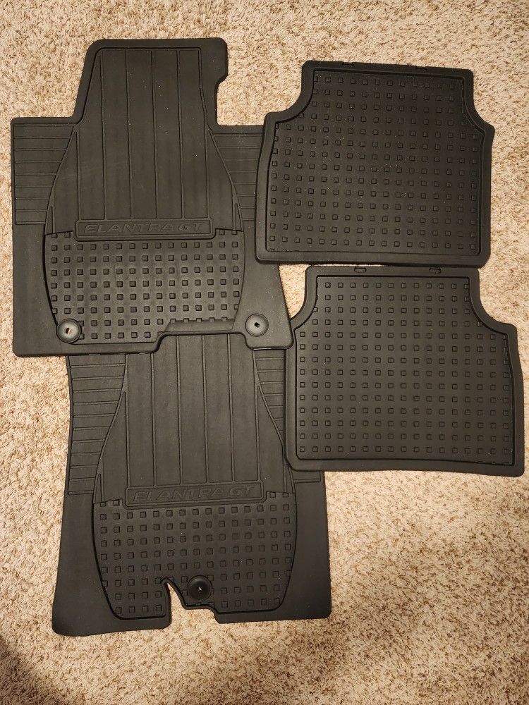 2013-2017 Hyundai Elantra GT Floor Mats 