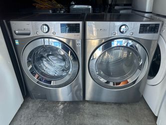 Washer and dryer set