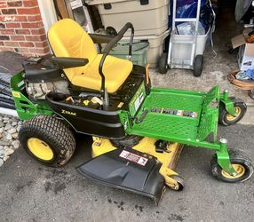 john derre zero turn lawnmower 
