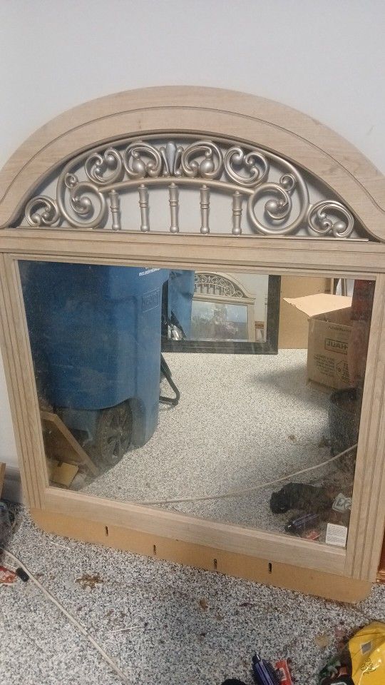 Ashley Dressers Plus Mirror