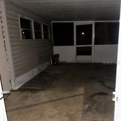 Mobile home In Umatilla ( Lot included ) 