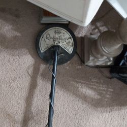 METAL DETECTOR