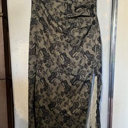 GREEN PAISLEY PATTERN SLIT LONG SKIRT