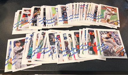 Topps ROOKIE DEBUT Lot 50 cards plus 125 rookie additional cards