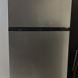 Appliance Basic Refrigerator 