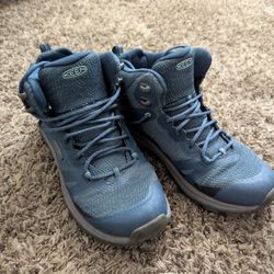 Women's Hiking Boots, Size 6