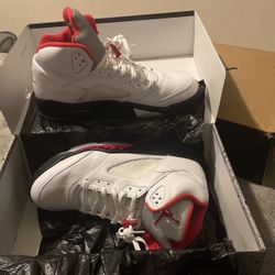 Jordan 5s 