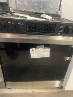 Slide in Gas Ranges-New in condition