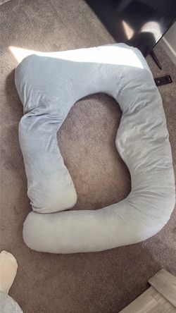 Pregnancy pillow